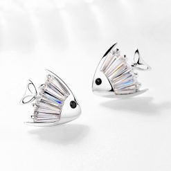 超 cute水晶魚鋯石耳環