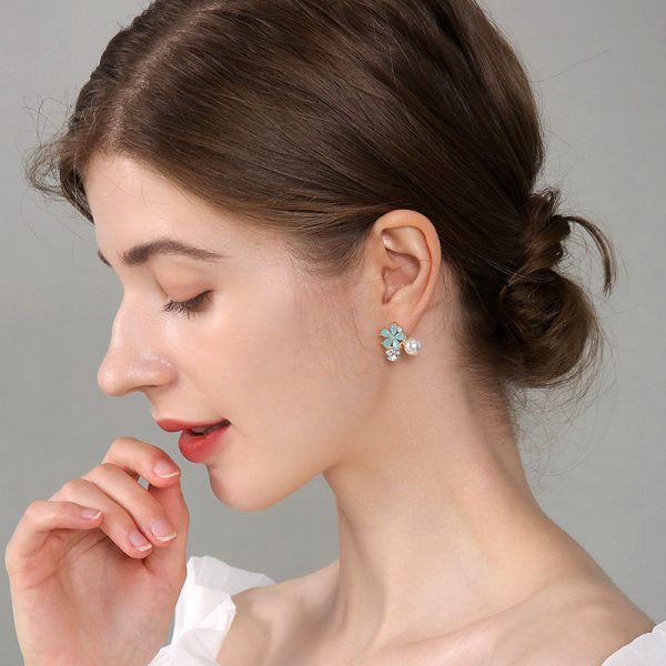 甜美淡藍花擬珍珠鋯石耳環
