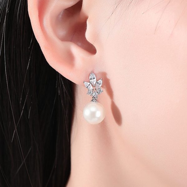 夏美擬珍珠鋯石耳環